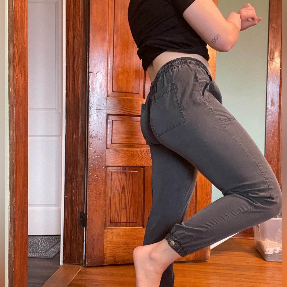 Black jogger pants